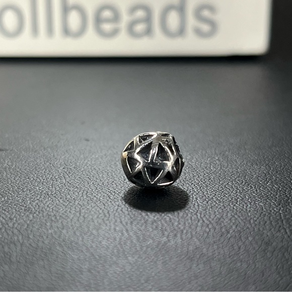Trollbeads Retired Triangles Bead - Picture 6 of 11